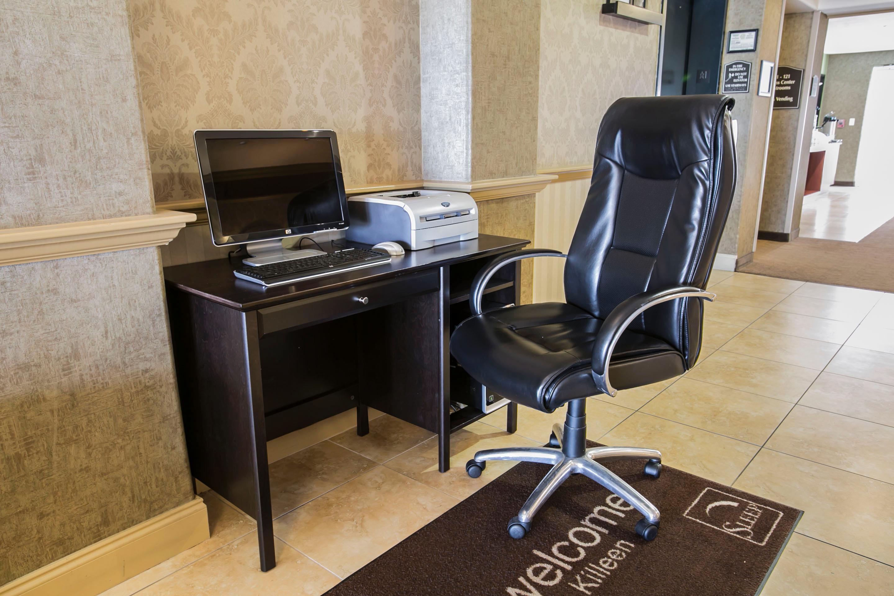 Spark By Hilton Killeen Luaran gambar