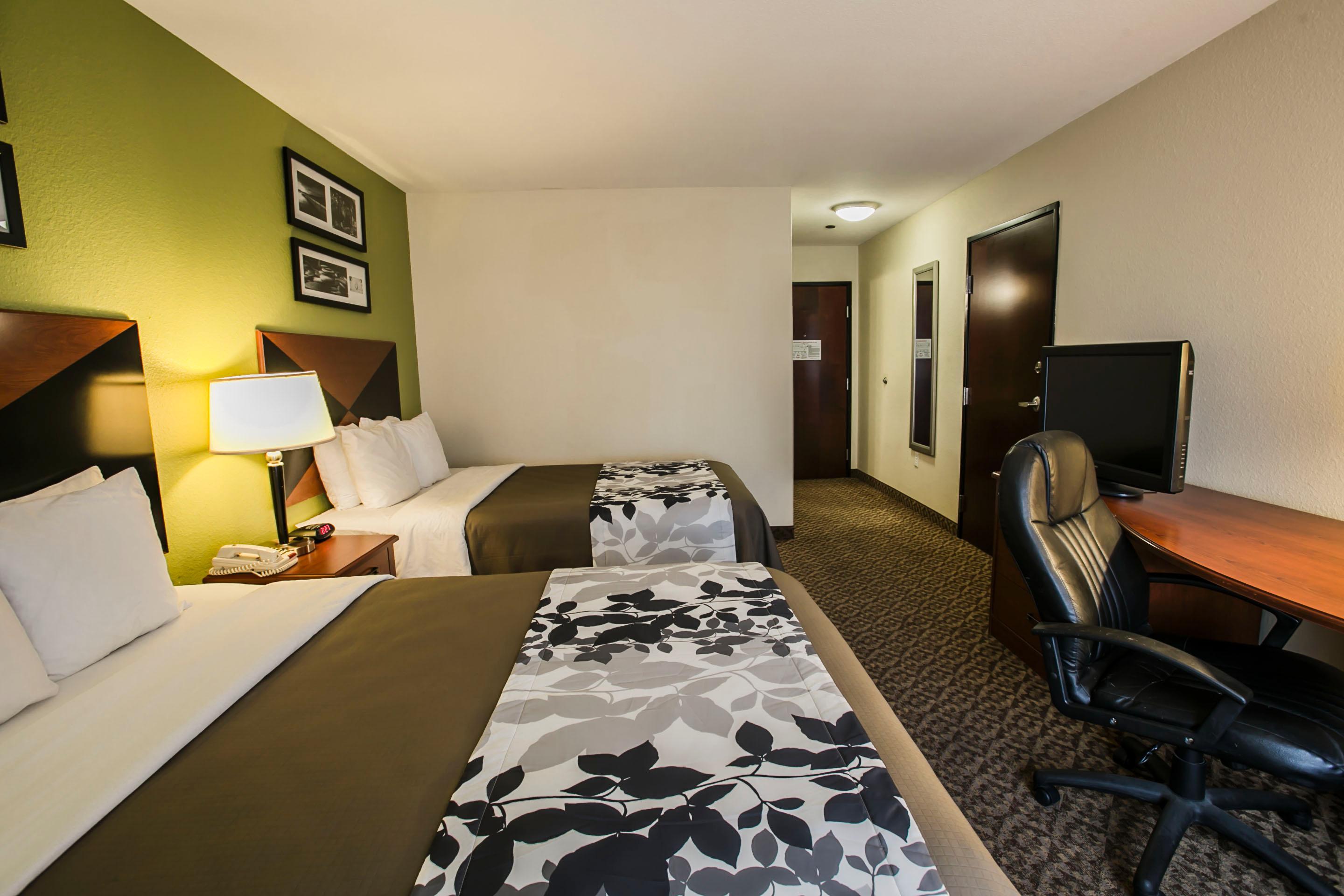 Spark By Hilton Killeen Luaran gambar
