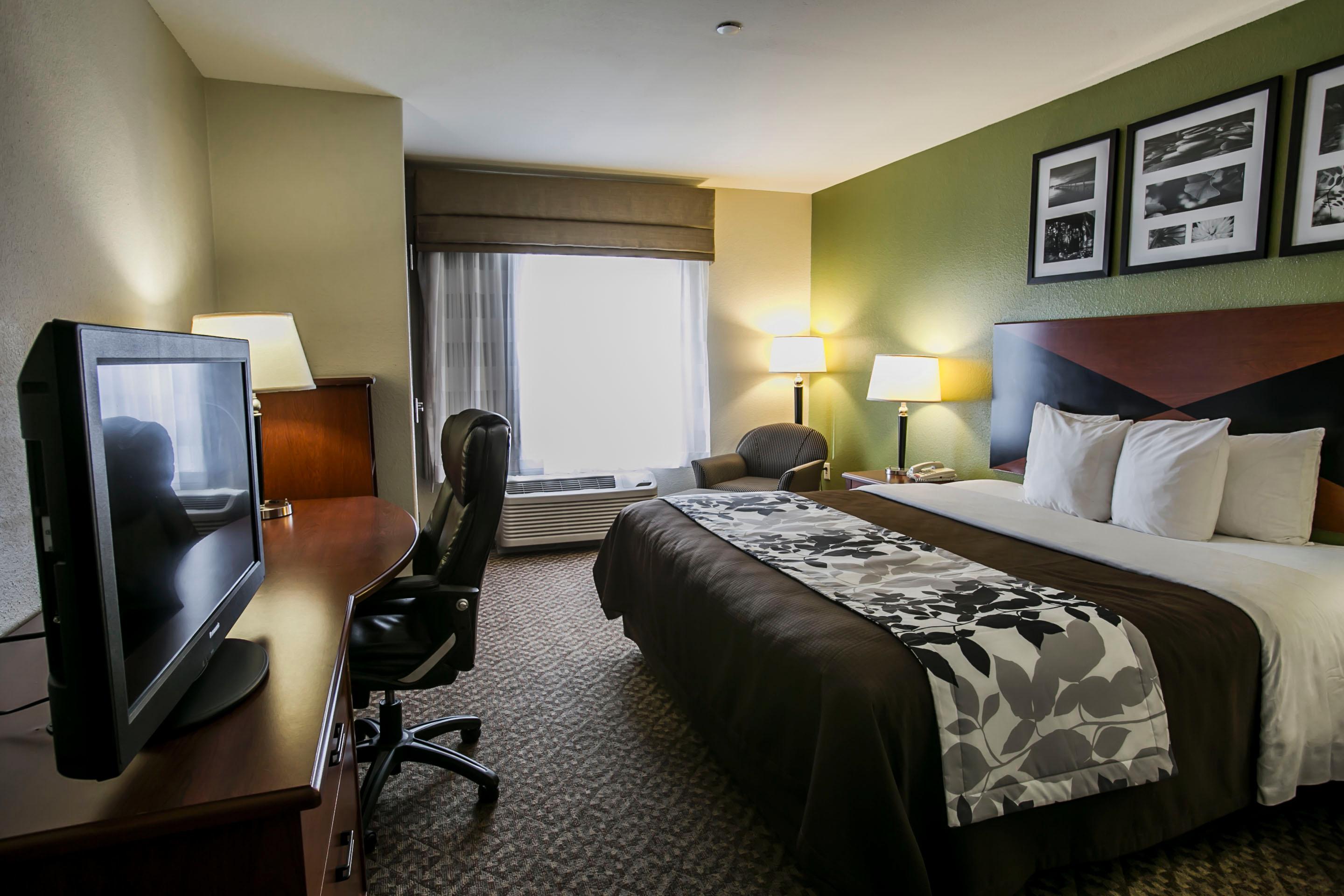 Spark By Hilton Killeen Luaran gambar