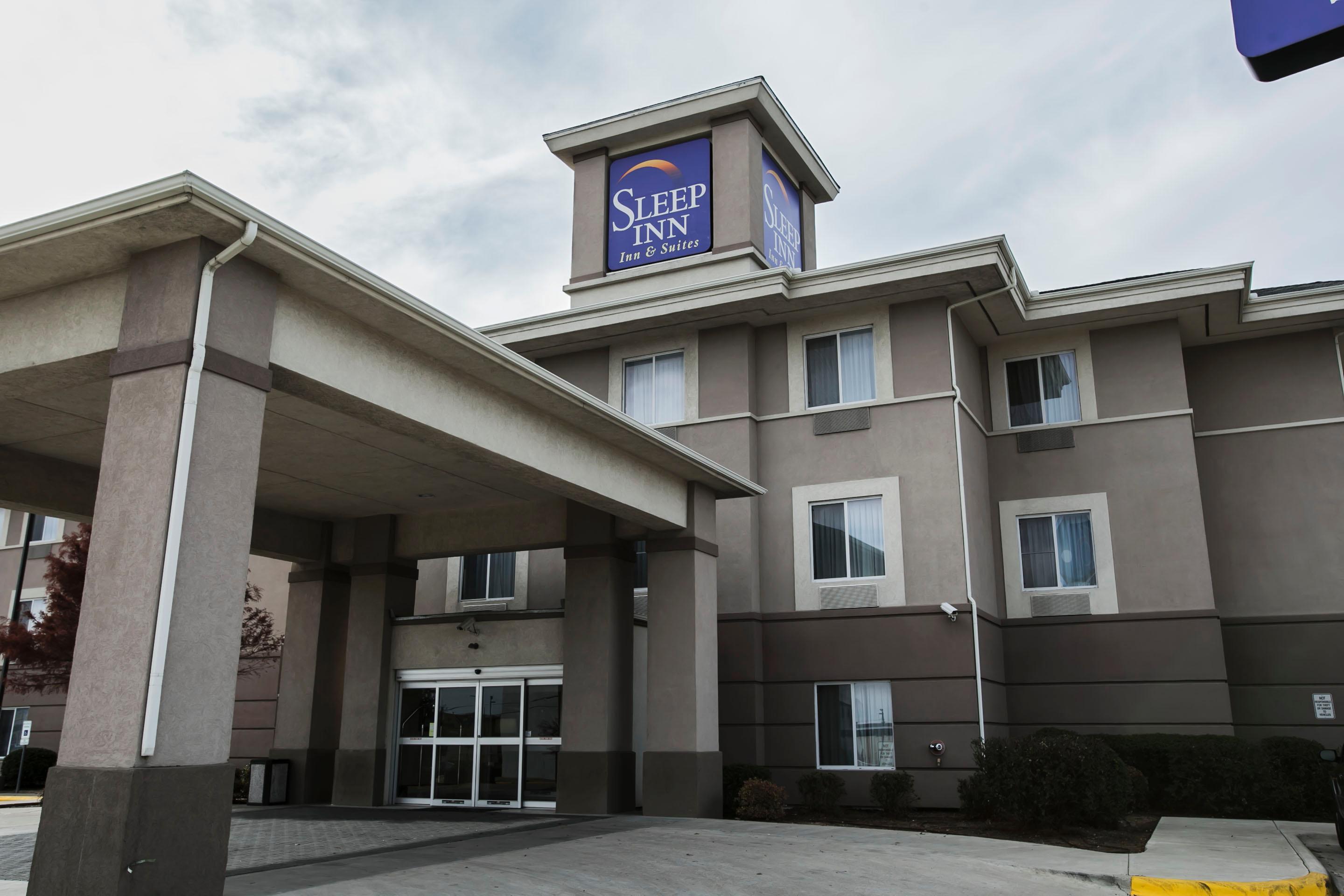 Spark By Hilton Killeen Luaran gambar