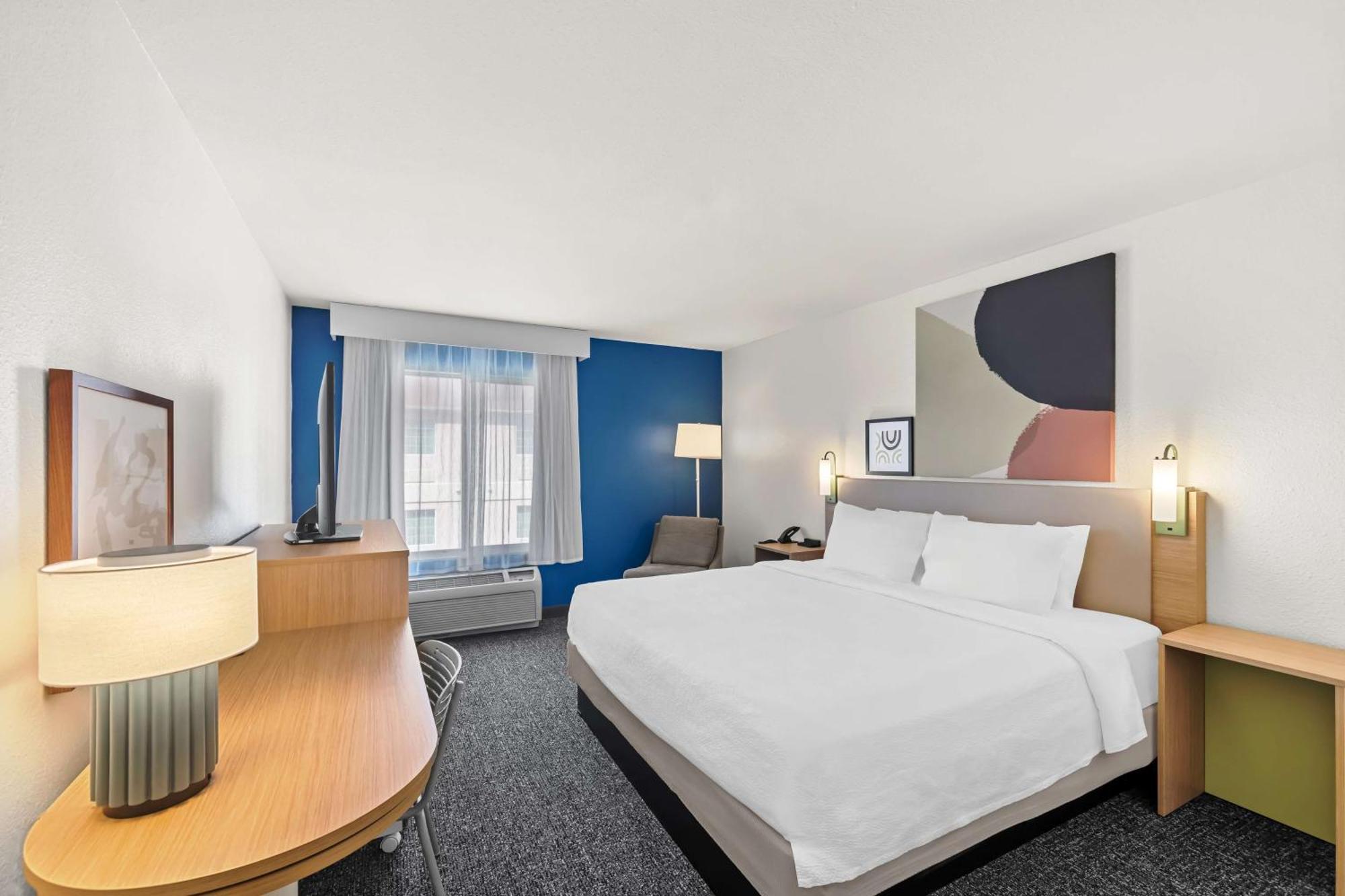 Spark By Hilton Killeen Luaran gambar