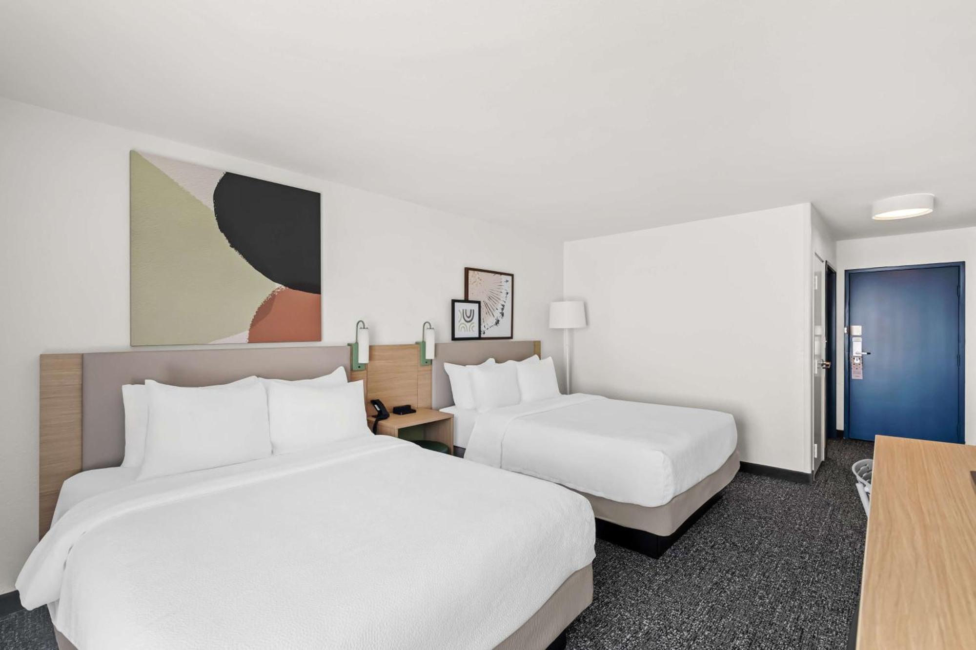 Spark By Hilton Killeen Luaran gambar