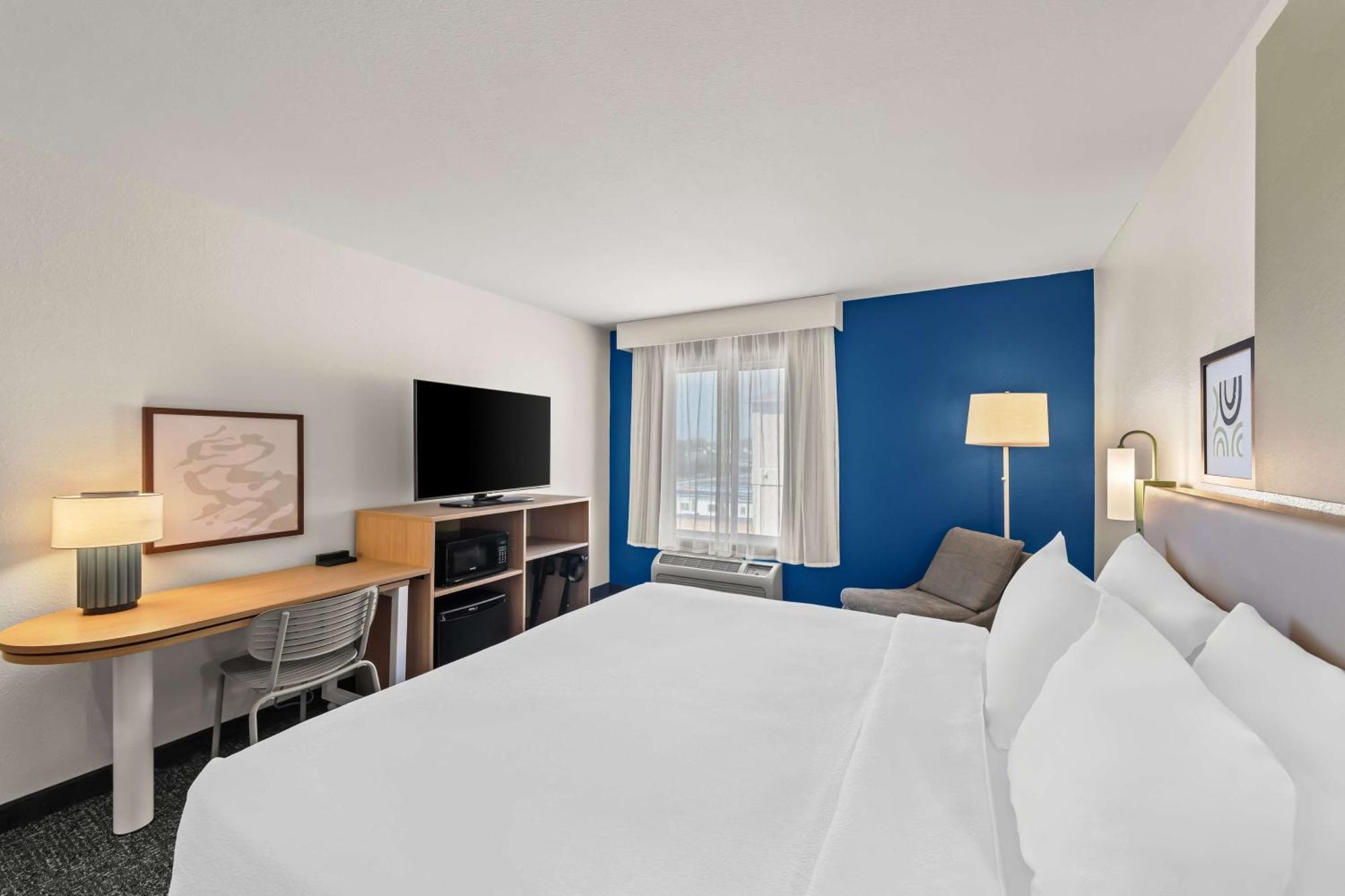 Spark By Hilton Killeen Luaran gambar