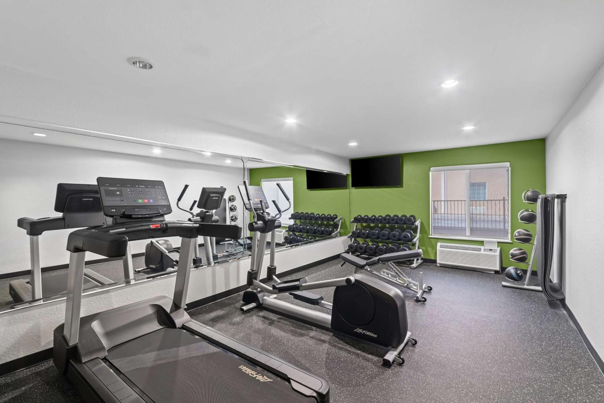 Spark By Hilton Killeen Luaran gambar