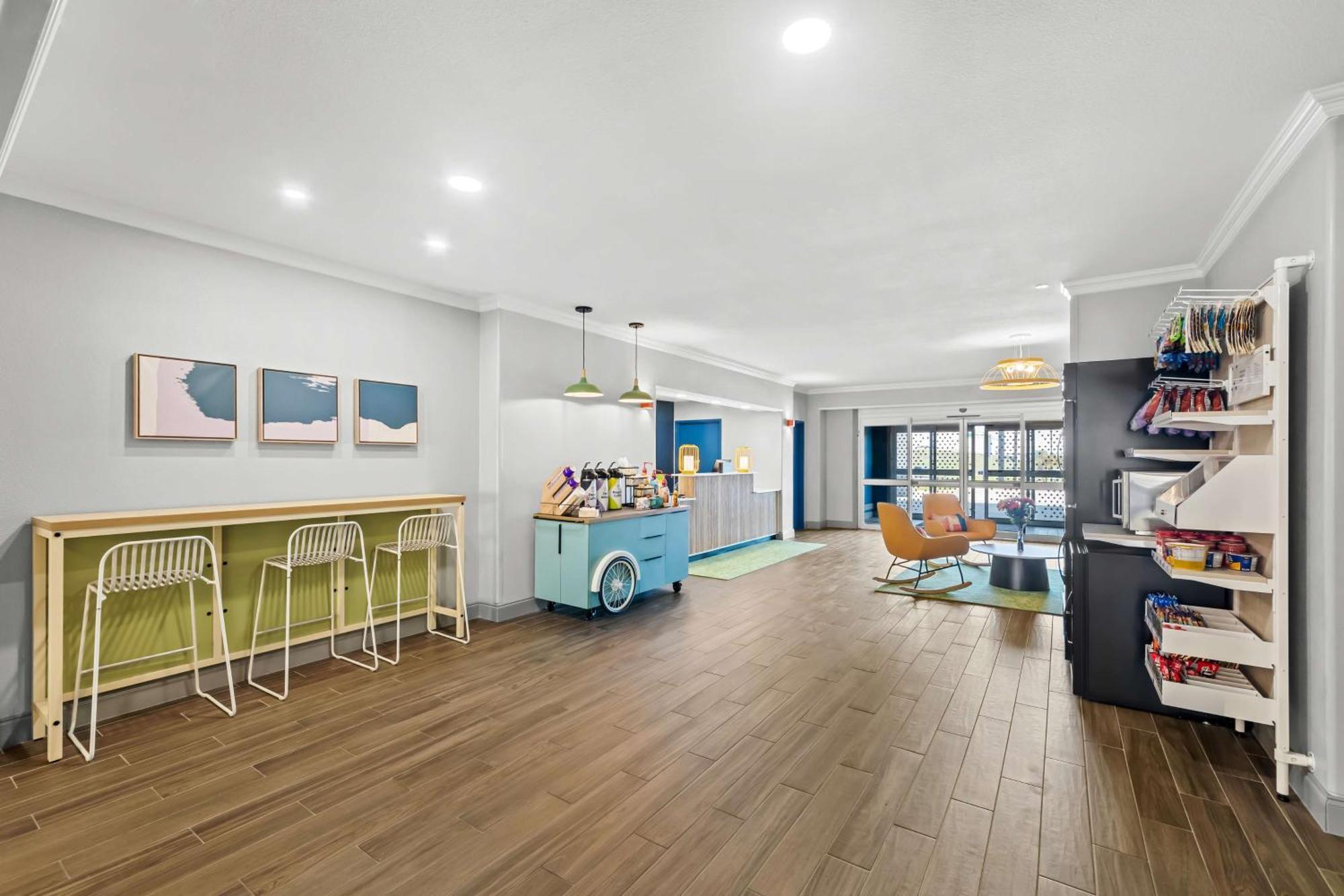 Spark By Hilton Killeen Luaran gambar